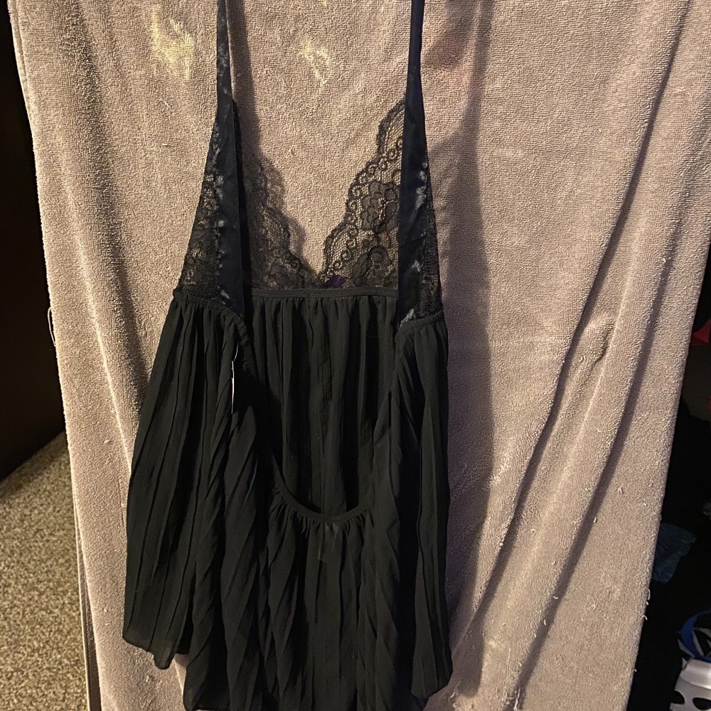FANTASY LINGERIE (Still has tags!)
